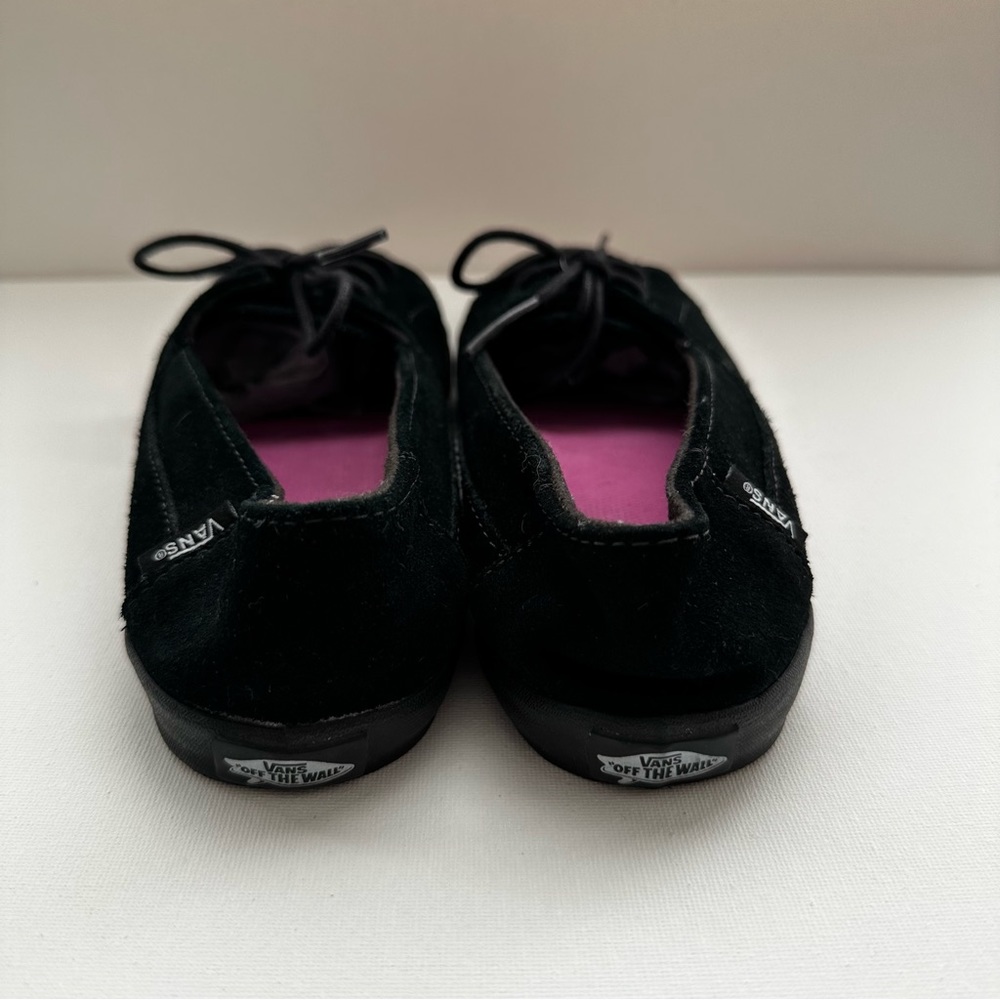 Vans - Picture 3 of 4